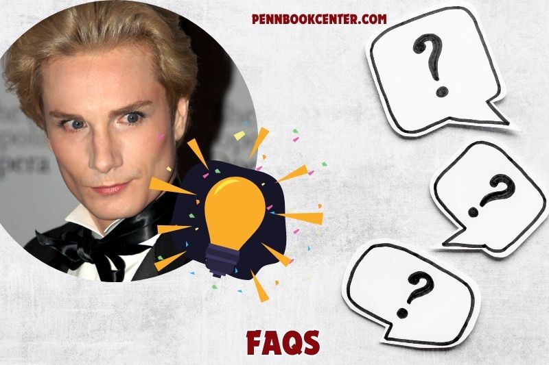 FAQs about Austin Scarlett