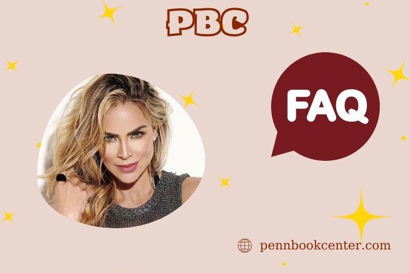 FAQs about Aylin Mujica