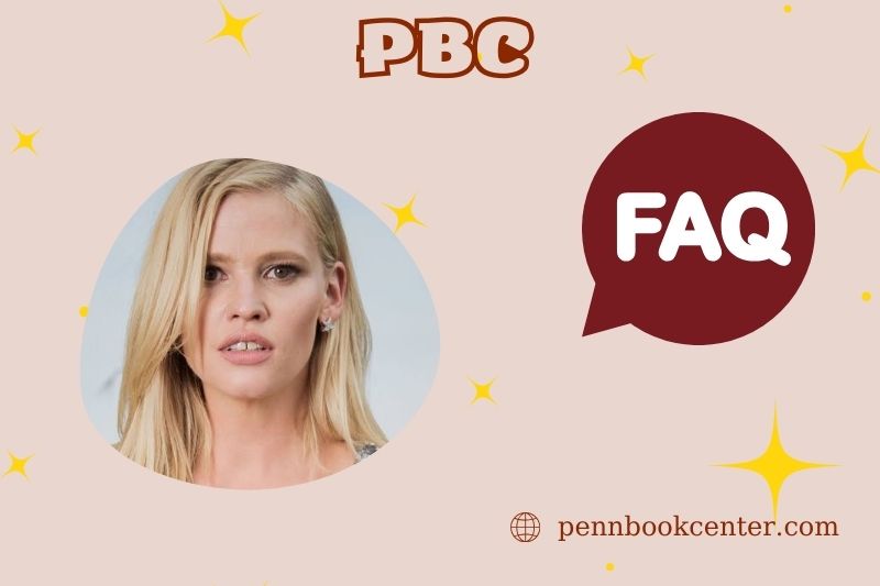 FAQs about Lara Stone