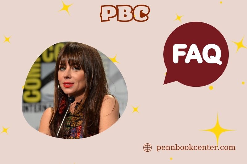 FAQs about Natasha Leggero