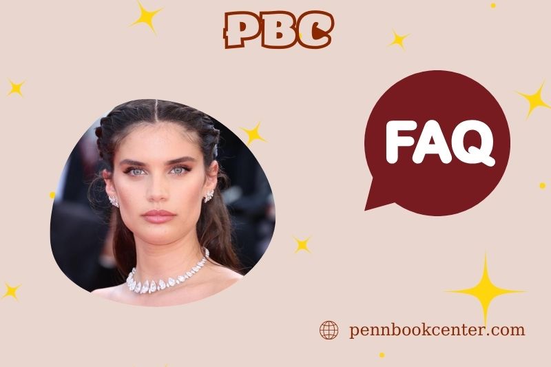 FAQs about Sara Sampaio