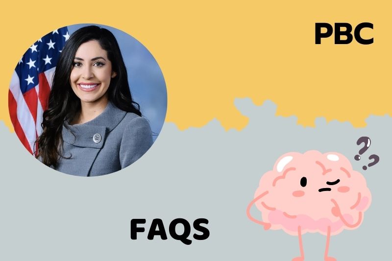 FAQs about Anna Paulina Luna