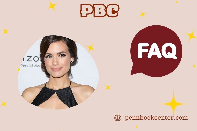 FAQs about Torrey Devitto