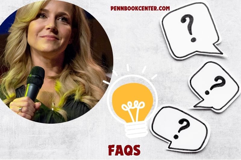 FAQs about Julie Benz