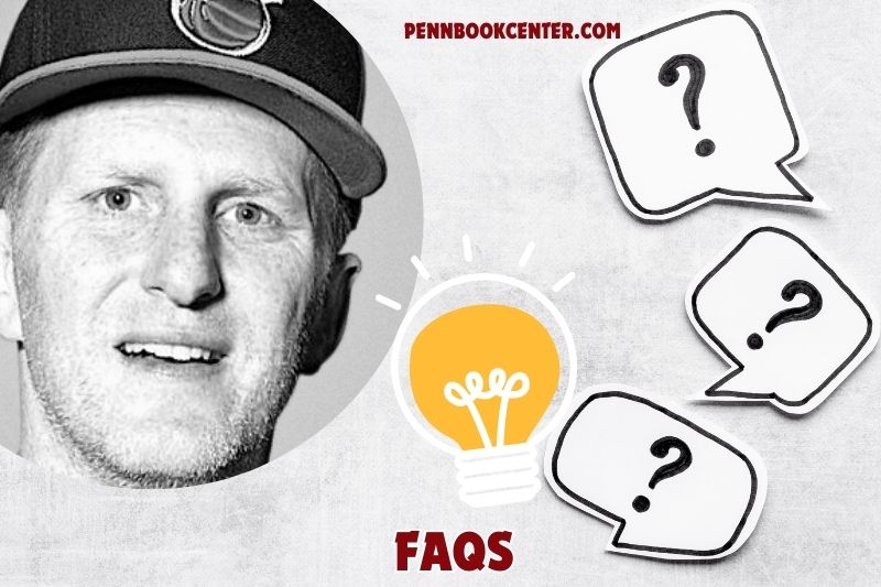 FAQs about Michael Rapaport