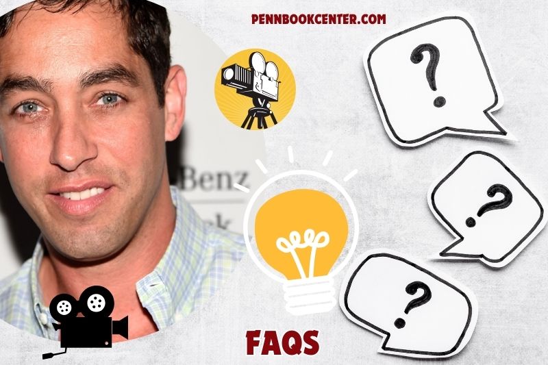 FAQs about Nick Loeb