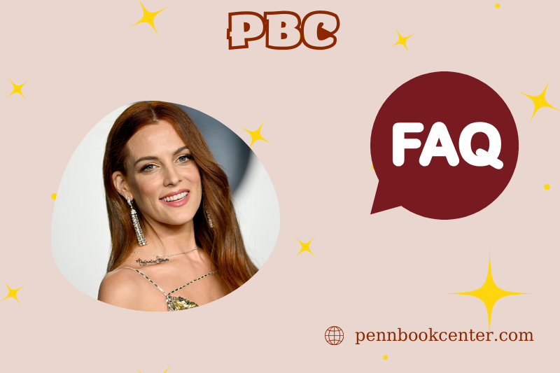 FAQs about Riley Keough