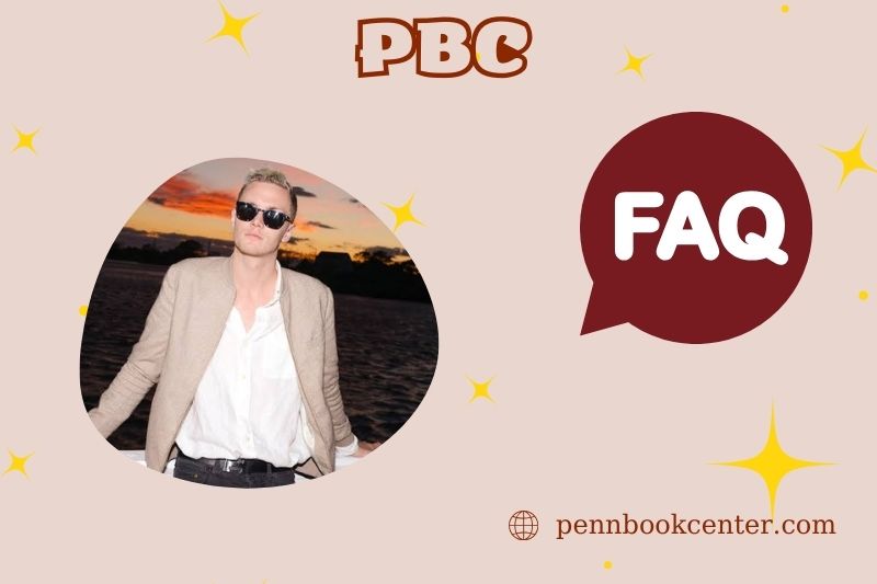 FAQs about Barron Hilton II