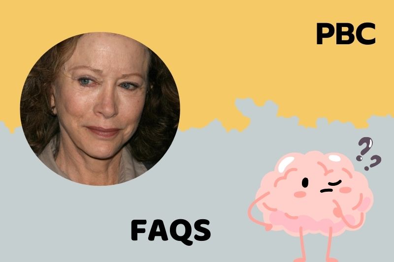 FAQs about Connie Booth