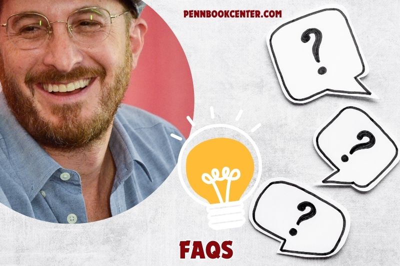 FAQs about Darren Aronofsky