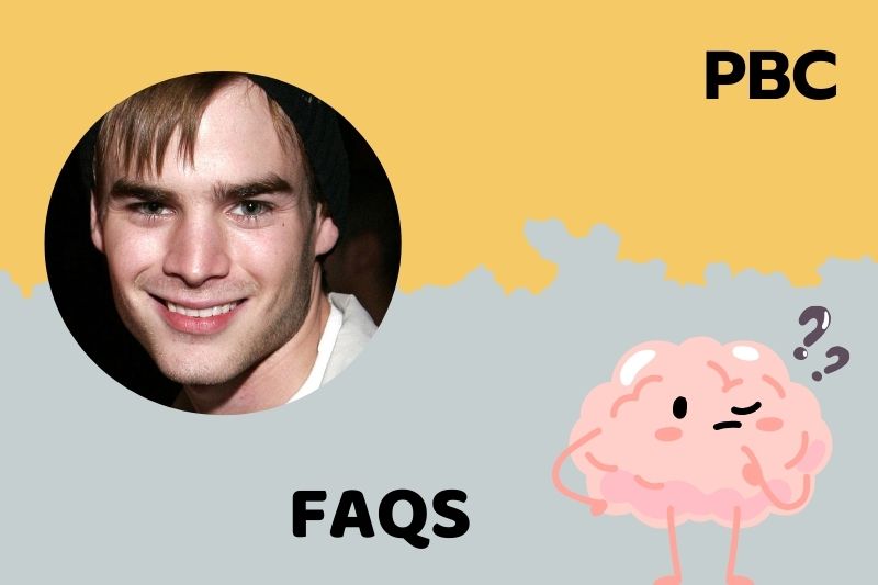 FAQs about David Gallagher