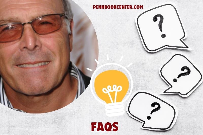 FAQs about Howard Deutch