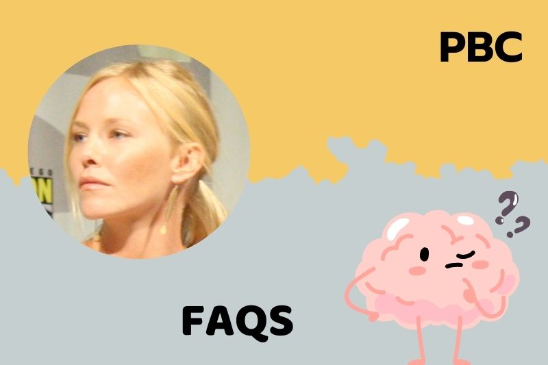 FAQs about Kelli Giddish