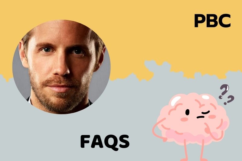 FAQs about Matt Barr