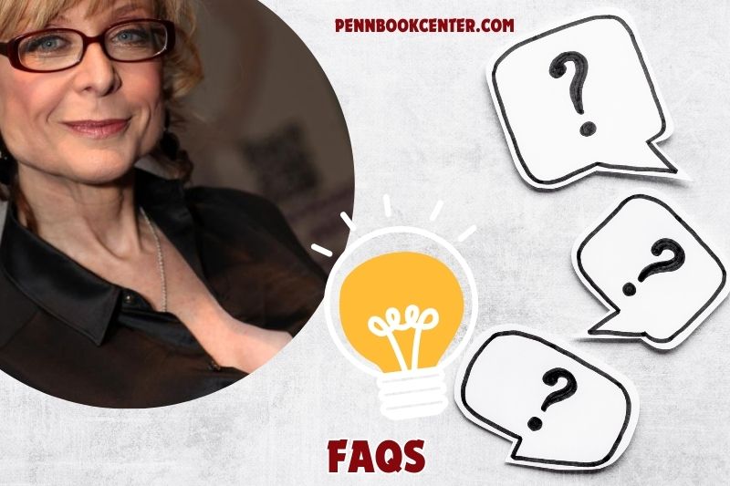 FAQs about Nina Hartley