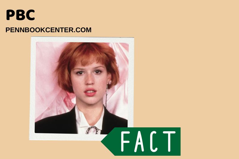 What is Molly Ringwald Net Worth 2025: How She Earned Her Wealth and Salary