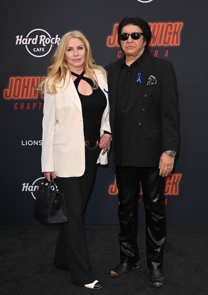 Los, Angeles ,, about March 20, 2023: Shannon, tweed and genes