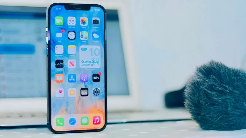 So sánh giá iPhone 12 Pro Max với các dòng iPhone khác